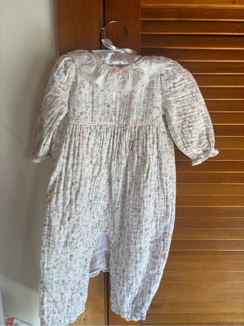 Elegant Baby Floral Jumpsuit 6-9 months